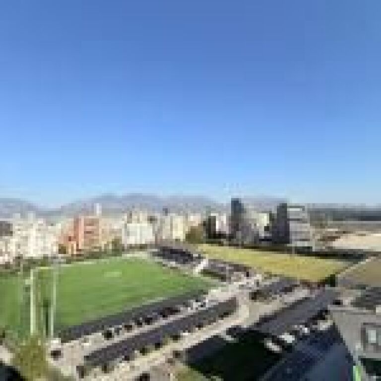 Appartamento di lusso con 3 camere da letto in affitto presso Altana Luxury Residence, Tirana – Vista panoramica sul lago | 190 m²