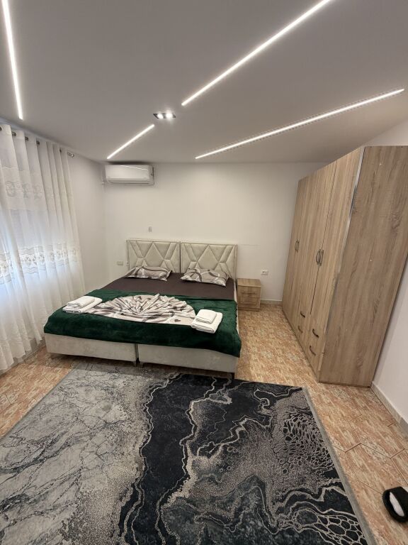 Studio apartment for rent near the Museum in Durres