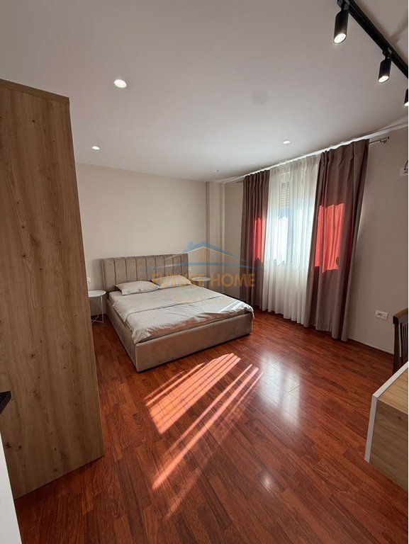 **For Rent, 2+1 Apartment, Zogu I Boulevard, Tirana**