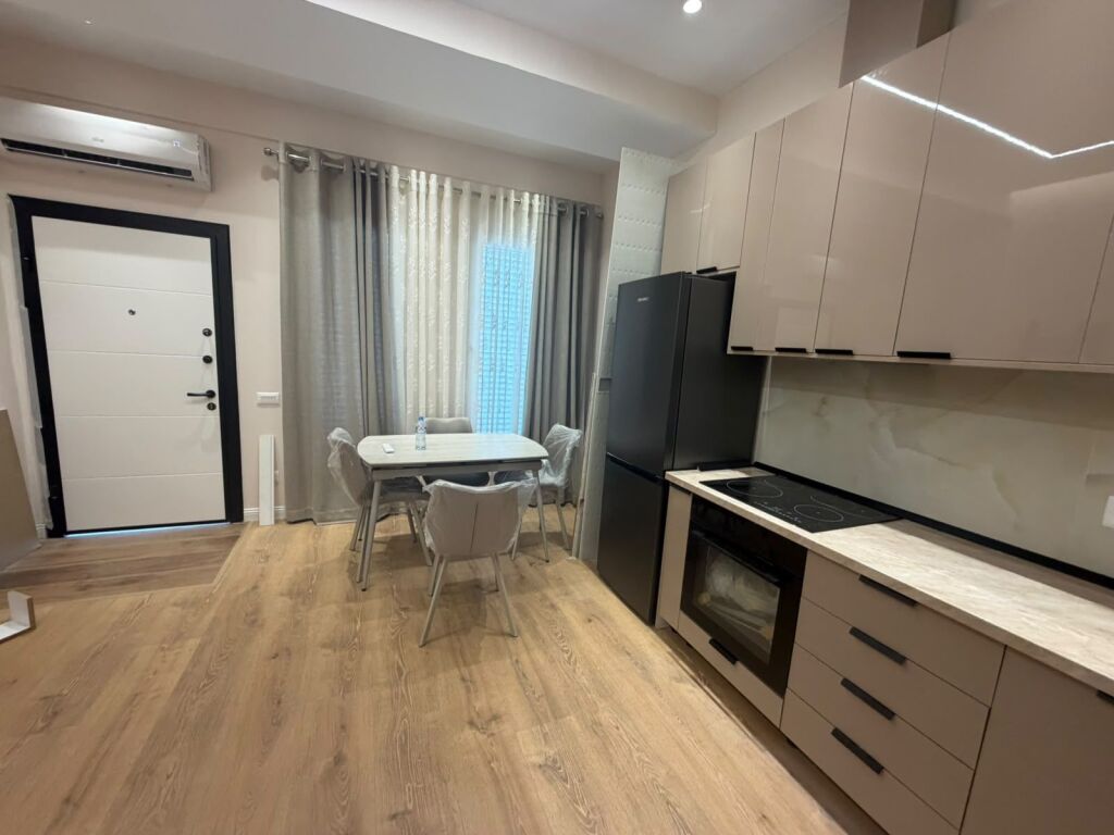 Appartamento in affitto 1+1 a Porcelan (ID B211504) Tirana