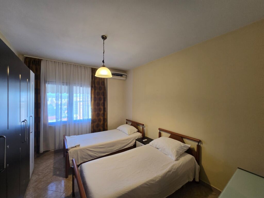 2+1+2 apartment for rent Train Station