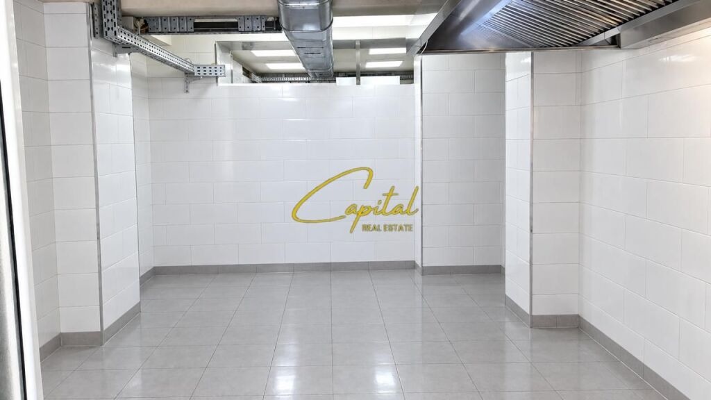 BUSINESS SPACE FOR SALE 93 M2 TIRANA PROSECUTOR'S OFFICE 200,000 EUROS