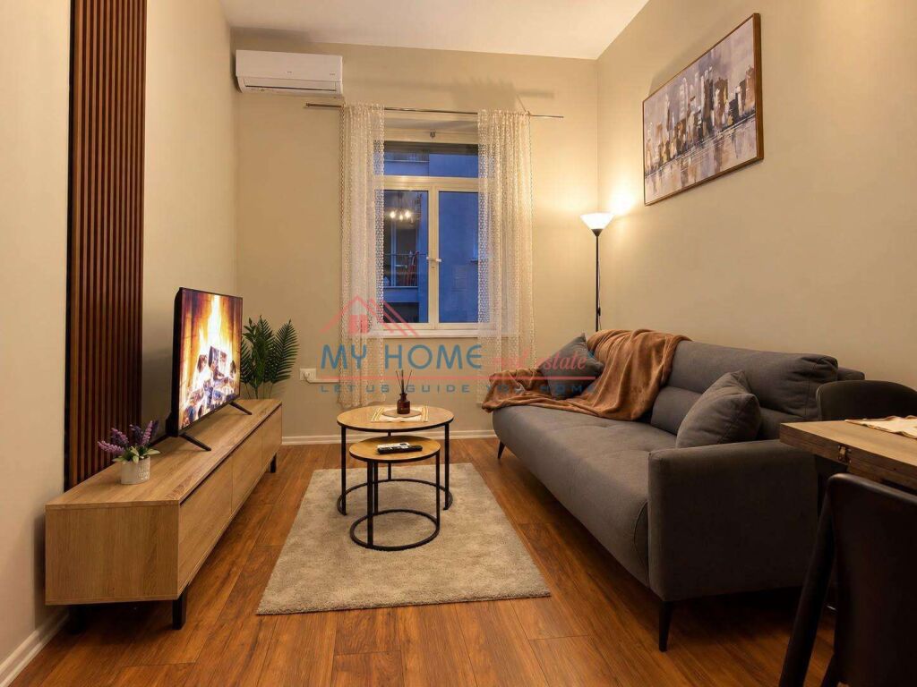 Apartament 1+1 me qera ne Bllok Tirane