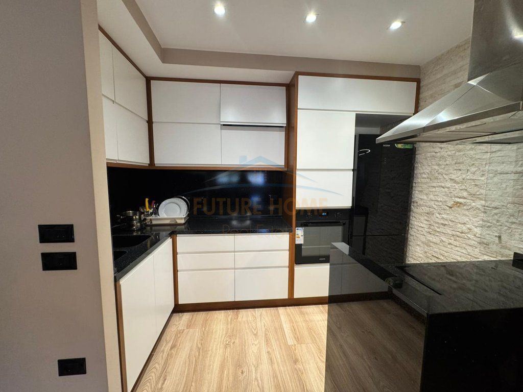Rent, 2+1+2 Apartment + Parking Space, Jordan Misja DB71031