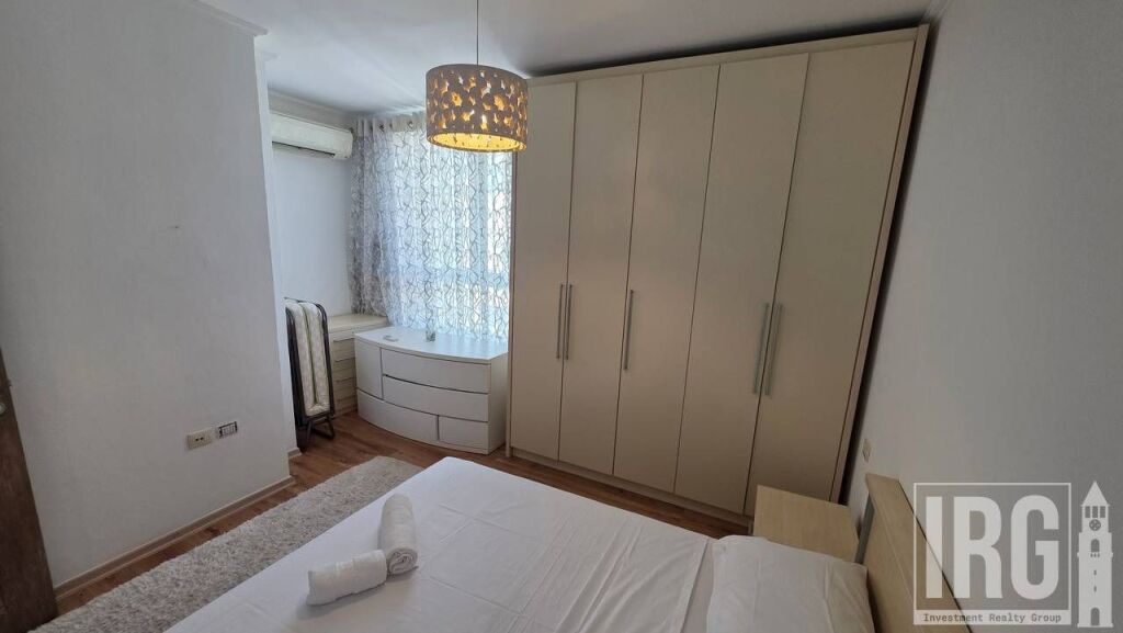 Appartamento 2+1+2+Verande in affitto in via Myslym Shyri .