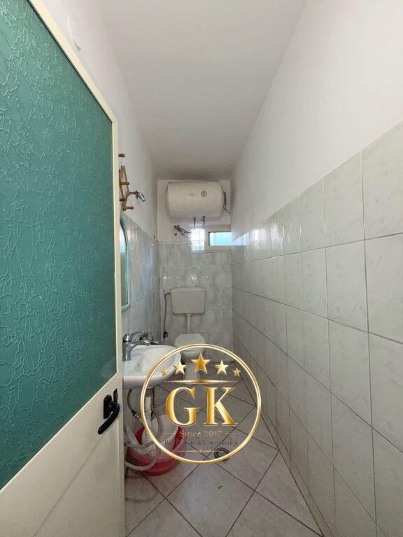 🏨 SHITET NDËRTESË (HOTEL)  ME POTENCIAL TË LARTË INVESTIMI – PLAZH, DURRËS! 🌊