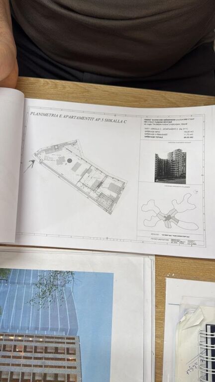 Vendesi appartamenti 2+1 al Coral Building a 850 euro/m2