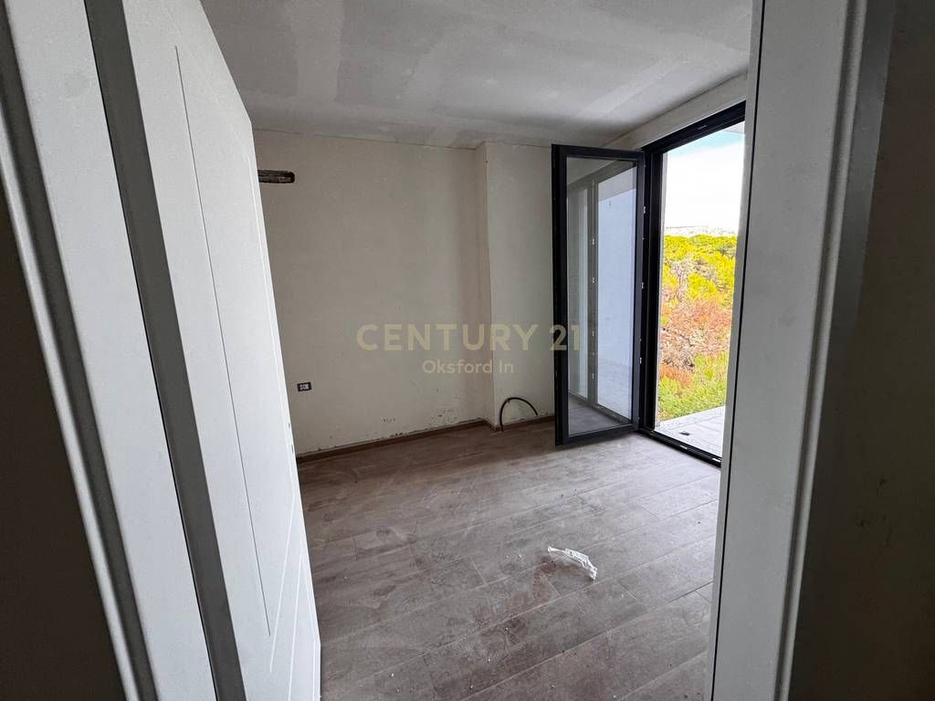 SHITET APARTAMENT 2+1 TEK RANA HEDHUN