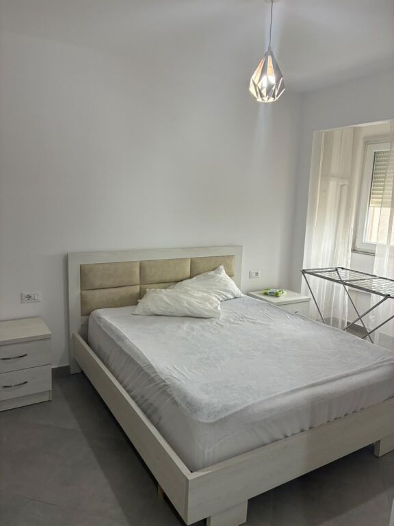 apartment for rent 1+1, 45000 lek at vila l 2019 astir