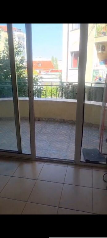 Affitto | Apartament 2 + 1 | Rruga Idriz Dollaku | 300 €/mese
