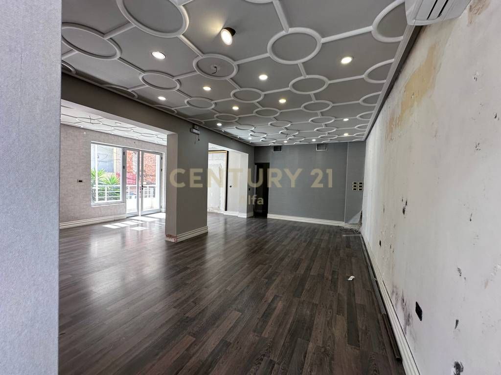 PREMIUM COMMERCIAL SPACE FOR RENT IN BLLOK | 103 m² | 1ST FLOOR | FACADE ON MAIN ROAD‼️