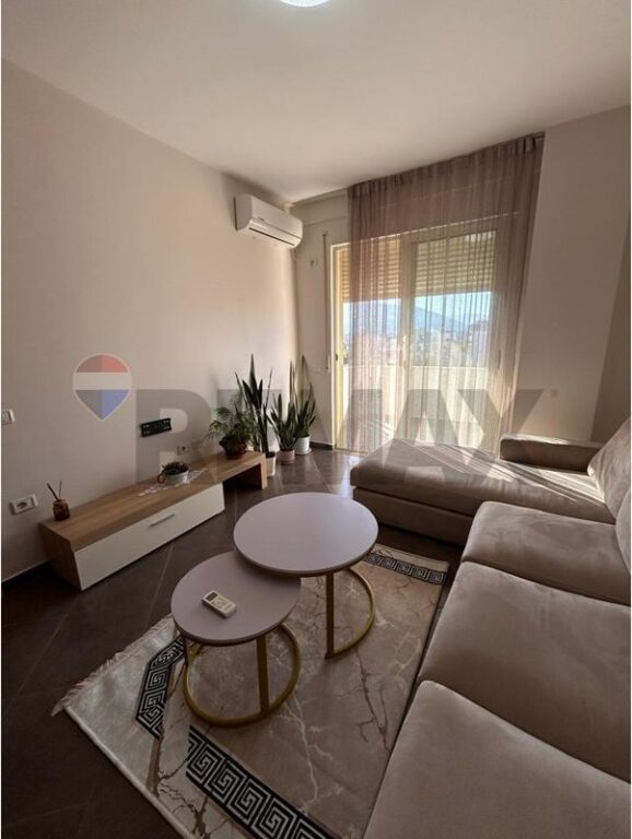 🏡 APARTAMENT 1+1 ME QIRA – QENDËR, VLORË!
