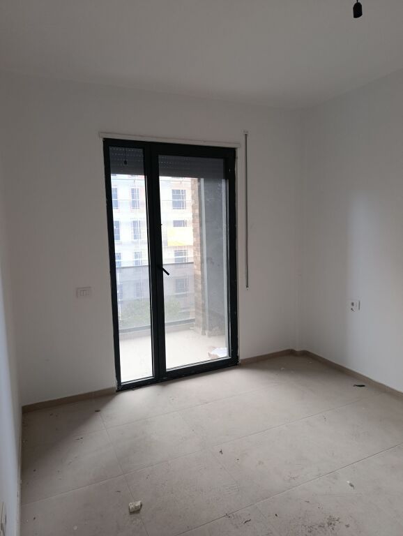 Affitto | Apartament 2 + 1 + 2 | Rruga 5 Maji | 515 €/mese