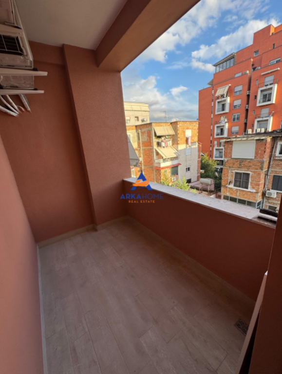 JEPET ME QERA APARTAMENT 2+1+BALLKON "21 DHJETORI" 90.000 LEKE