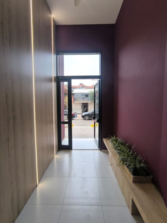 Shitet apartament 2+1+2 tek Rezidenca G8 , Komuna e Parisit .