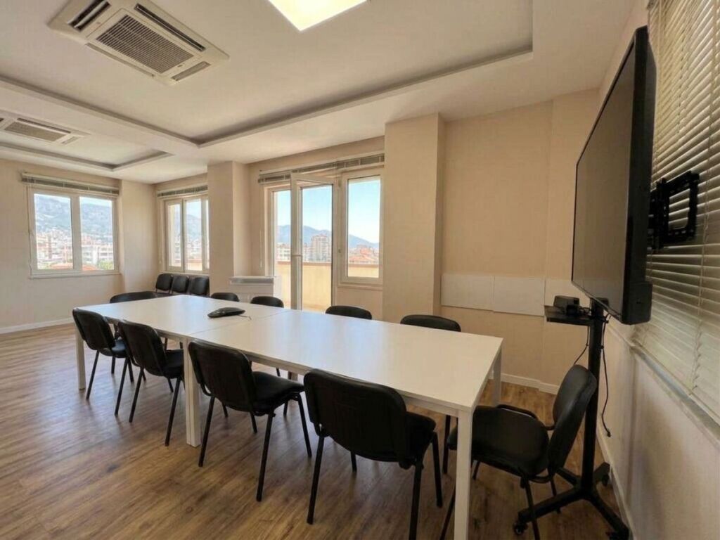 In affitto, Spazio per uffici, Blloku, Tirana
