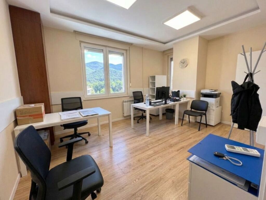 In affitto, Spazio per uffici, Blloku, Tirana