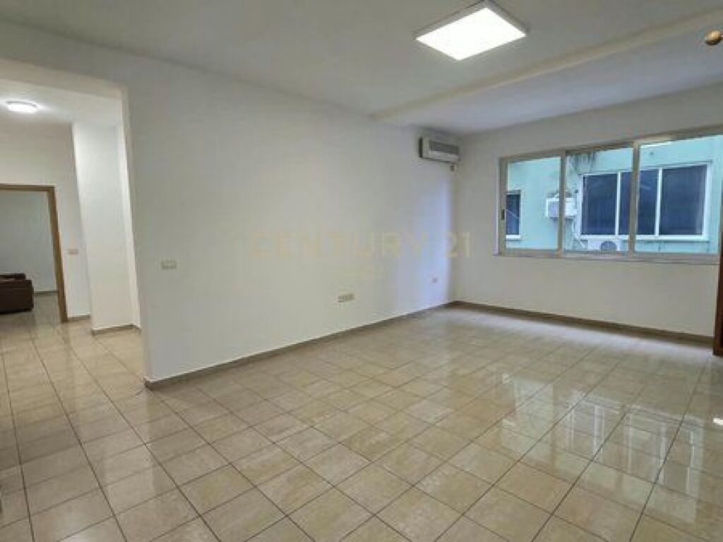   APARTMENT FOR RENT FOR OFFICES – FORMER-BLOK