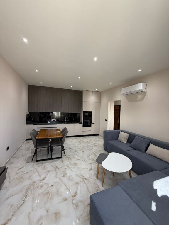 APARTAMENT 1+1 ME QIRA TE KOPSHTI ZOOLOGJIK