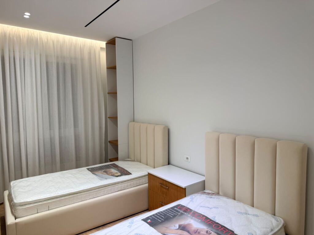 Appartamento 2+1+2 bagni + Posto Auto in Affitto a 5 Maji ID 5816
