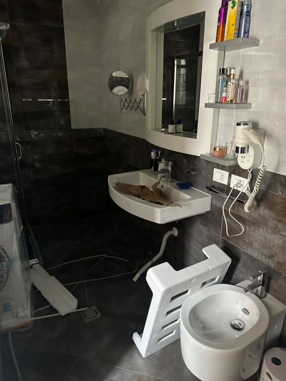 APARTAMENT ME QERA 1+1 21 DHJETORI 65.000 LEKE FH-98849