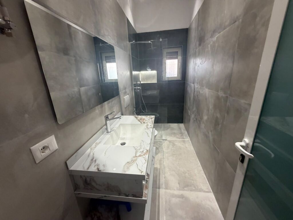 Appartamento in affitto 1+1 a Porcelan (ID B211504) Tirana