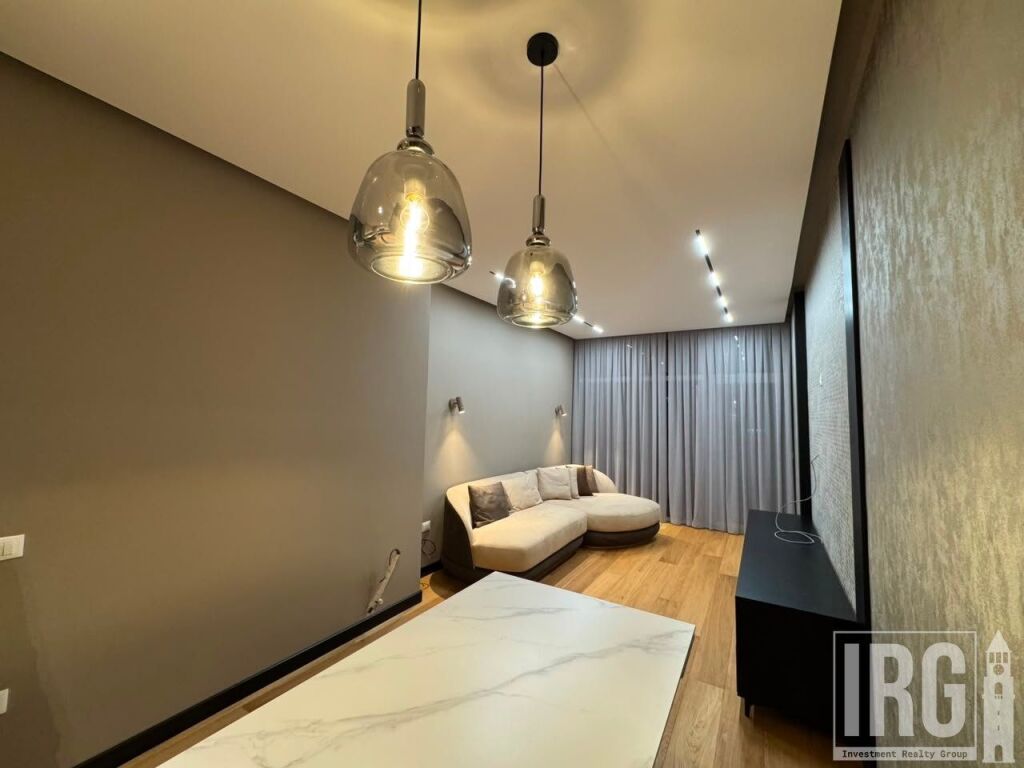 Shitet apartament 2+1+2+Garderobe tek Kompleksi Kika 2 , Komuna e Parisit .
