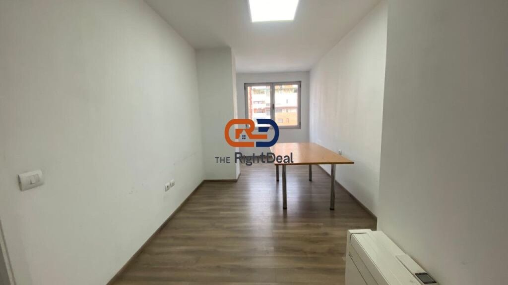 Presso il Turdiu Center, Ufficio in Affitto in una Posizione Fantastica!
