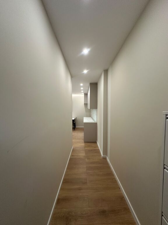Appartamento 1+1 in vendita, Komuna e Parisit!