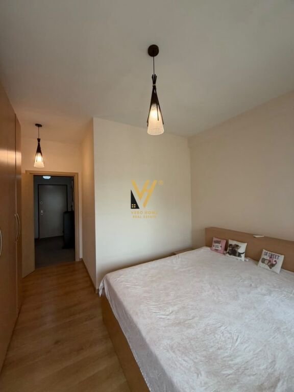 JEPET APARTAMENT 2+1+BLK ME QIRA TE BULEVARDI I RI 70.000 LEKE