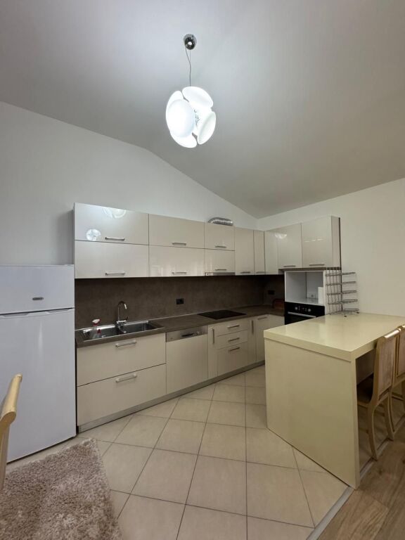 Affitto, Appartamento 2+1+2, Via Shefqet Kuka , Fresk, Tirana