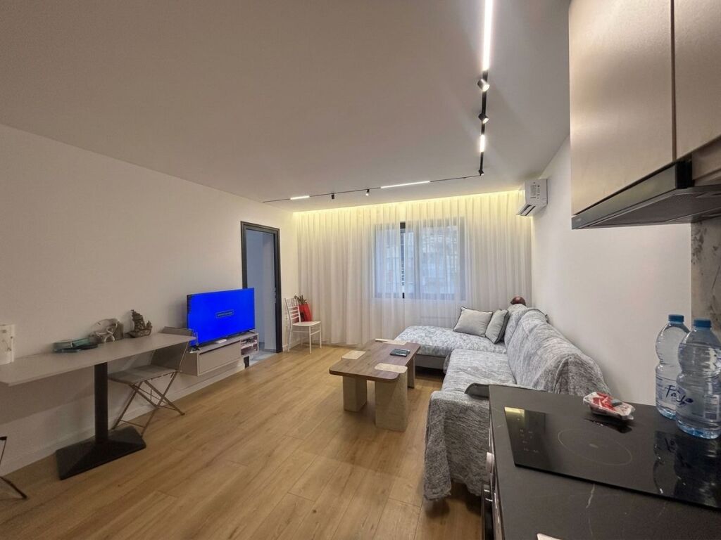 Shitet, Apartament 1+1, Brraka, Tirane