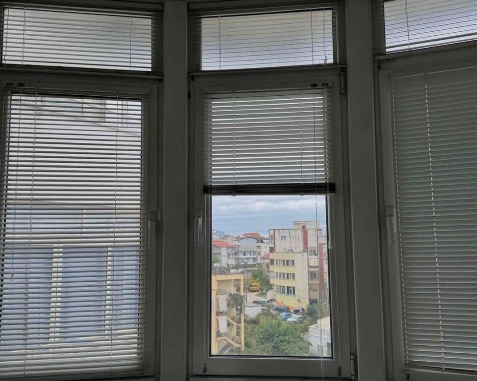 Ottimo appartamento 2+1 a Fresk, vicino alla scuola di 9 anni Klodian Tanushi