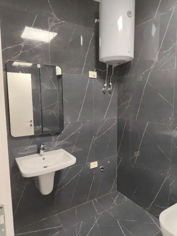 Qera | Apartament 1 + 1 | Rruga Mine Peza | 600 €/muaj