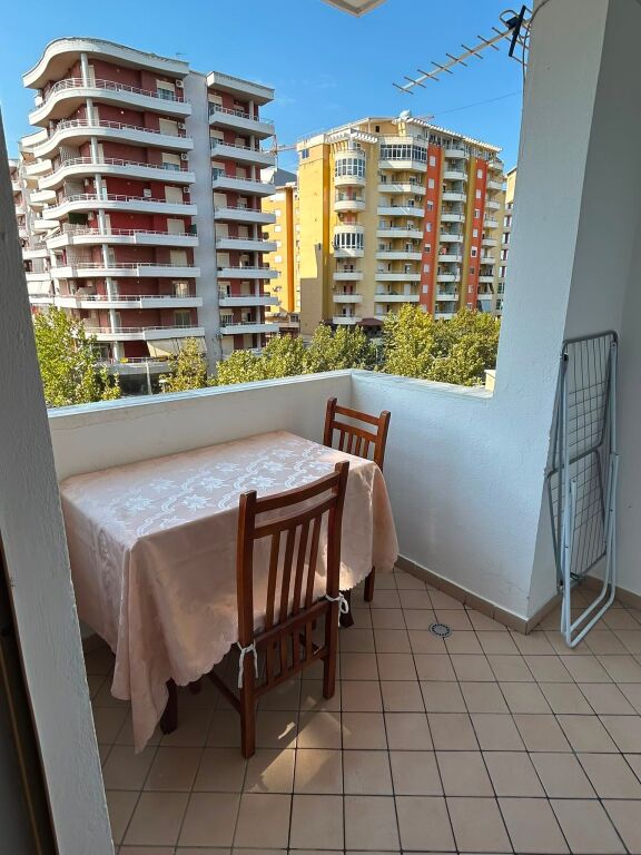 🏡 1+1 APARTMENT FOR RENT – VLORË
