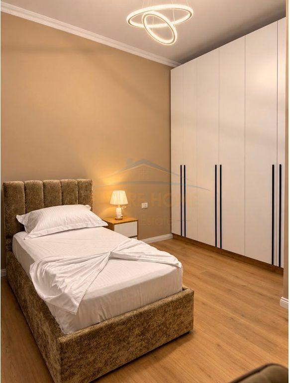 Affitto, Appartamento 2+1 + Posto Auto, Giardino Botanico