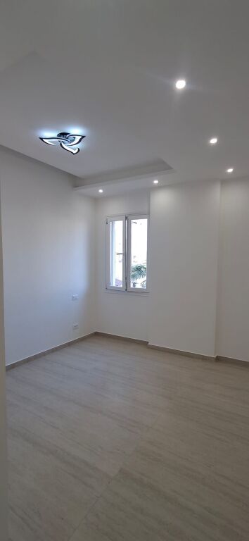 OFFICE FOR RENT – KOSOVARËVE STREET