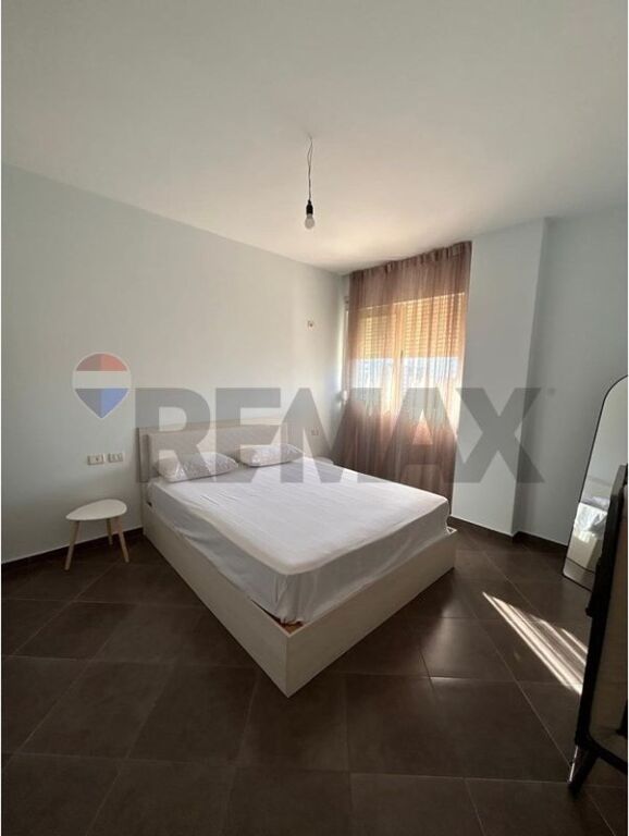 🏡 APARTAMENT 1+1 ME QIRA – QENDËR, VLORË!