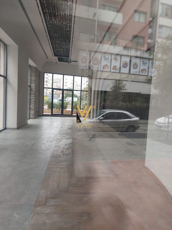 SHOP FOR RENT 120 M2 IN YZBERISHT 150,000 LEKE