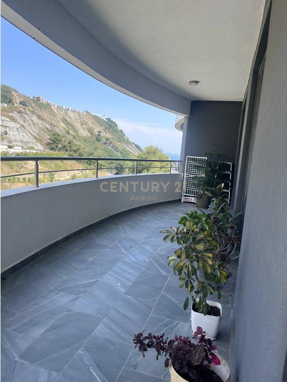 Apartament 2+2 Me Qira në Currila, Durrës - 1200€ | 138 m²