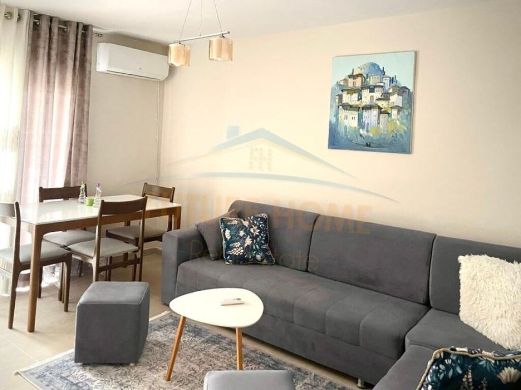In affitto, appartamento 2+1, Via Fortuzi, Tirana