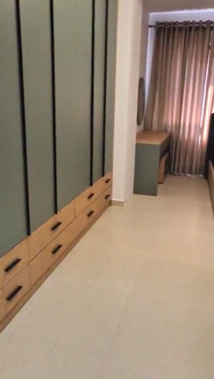 Appartamento arredato 2+1+2 in affitto in via Elbasan, 85.000 lek
