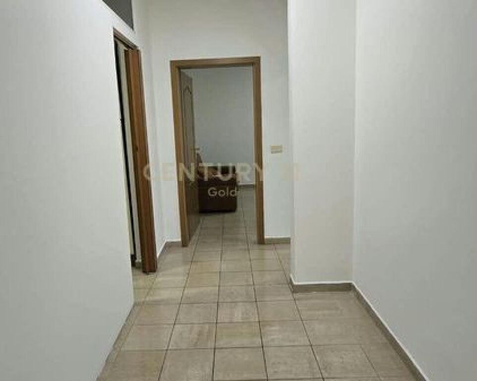   APARTMENT FOR RENT FOR OFFICES – FORMER-BLOK