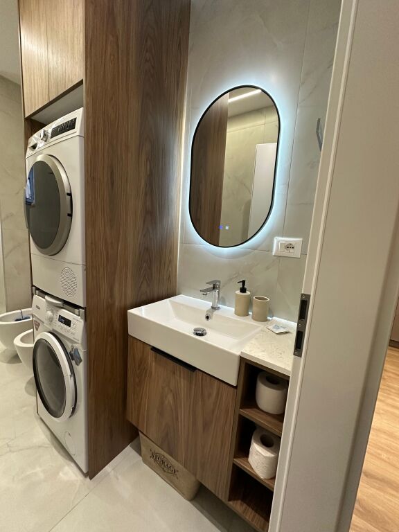 Apartament 1+1 me qera Rezidenca OxA Fresk (Rr. Dalip Topi) 45.000 Leke. Lirohet datë 24 Nëntor.