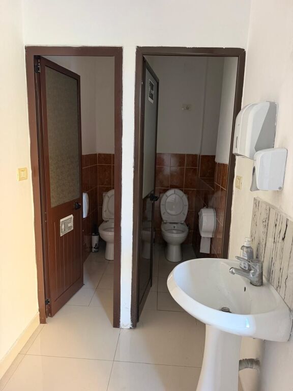 Rent | Ambjent Biznesi | Rruga e Dibrës | 2000 €/month