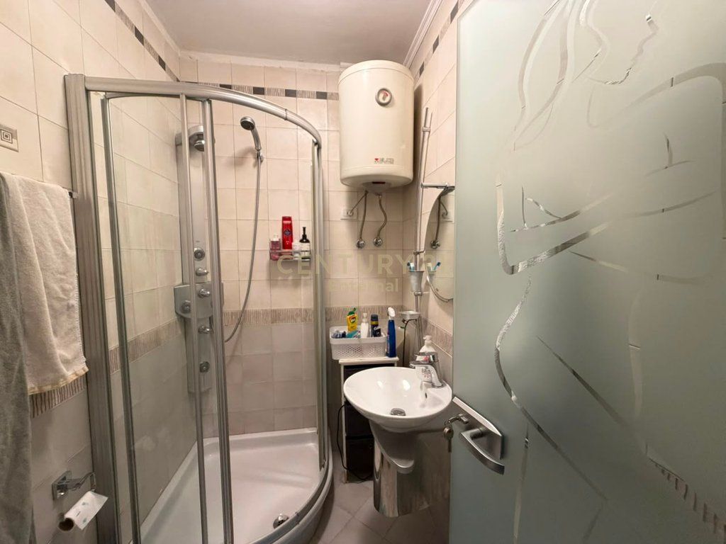 Presso il Complesso Kika 1, vendesi appartamento 2+1 ristrutturato! 360,000 €