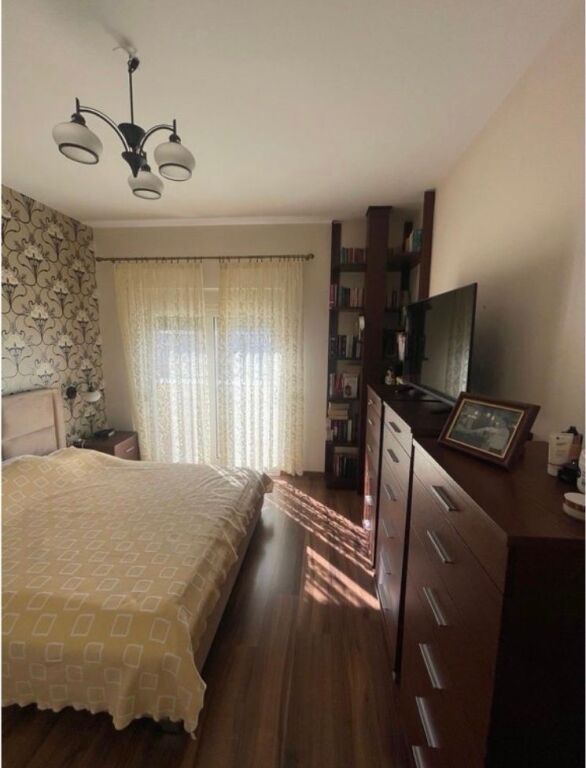 📍 SHESHI WILSON –  SHITET APARTAMENT 2+1+ DEPO! ME ÇERTIFIKATË PRONËSIE!