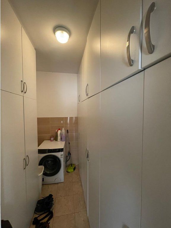 SHESHI WILSON – SHITET APARTAMENT 2+1+ DEPO! ME ÇERTIFIKATË PRONËSIE!