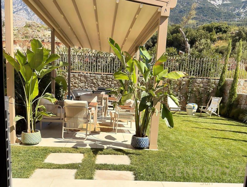 LUXURY VILLA ME PAMJE NGA DETI PER SHITJE | DRYMADHES – DHERMI