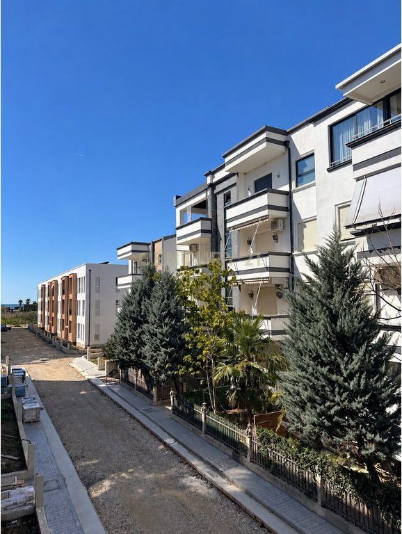 Apartament 1+1 per shitje tek Gjiri Lalzit !